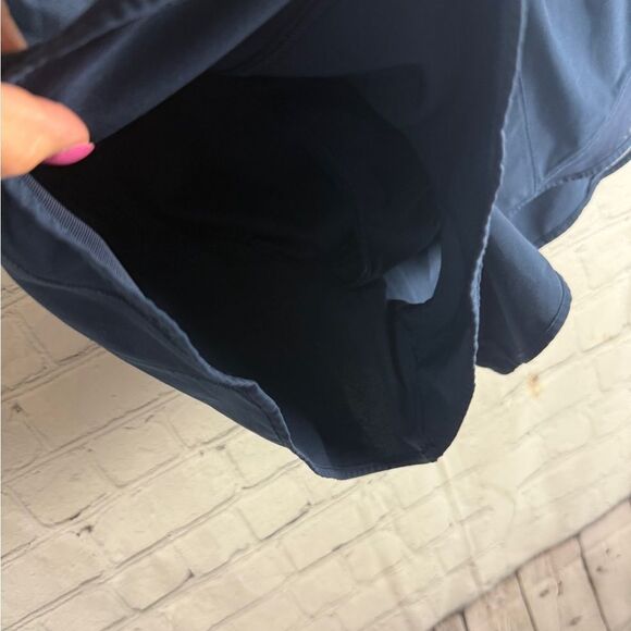 Lululemon BLUE Athletic Shorts with Lightweight Fabric and Scallop Hem Sz 10 - Picture 5 of 10